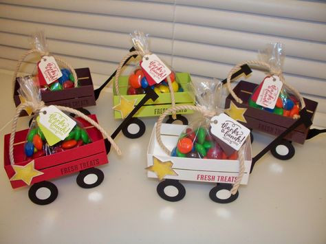 Wood Crate Wagon Favors Crate Crafts, Mini Crates, Daisy Cards, Dollar Tree Decor, Dollar Tree Diy Crafts, Diy Dollar Store Crafts, Kids Wood, Wood Crates, Wooden Crates