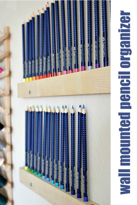 How to display art pencils in your craft room for easy access, and to keep them organized. Pencil Pouch Diy, Colored Pencil Holder, Ikea Boxes, Giant Pencil, Organizer Ideas, Pencil Organizer, Pencil Storage, Tumblr Rooms, Diy Toilet