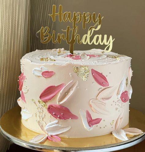 Pretty Cakes For Women Birthdays, Elegant Birthday Cakes For Women, Birthday Cake For Women Simple, Modern Birthday Cakes, Link Logo, Small Birthday Cakes, 25th Birthday Cakes, Decoration Patisserie, Elegant Cake