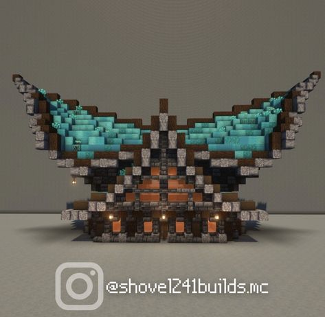 Butterfly House Minecraft, Butterfly Minecraft Build, Minecraft Butterfly House, Minecraft Butterfly, Minecraft Spider, Build Minecraft, Giant Butterfly, Mc Ideas, Mc Builds