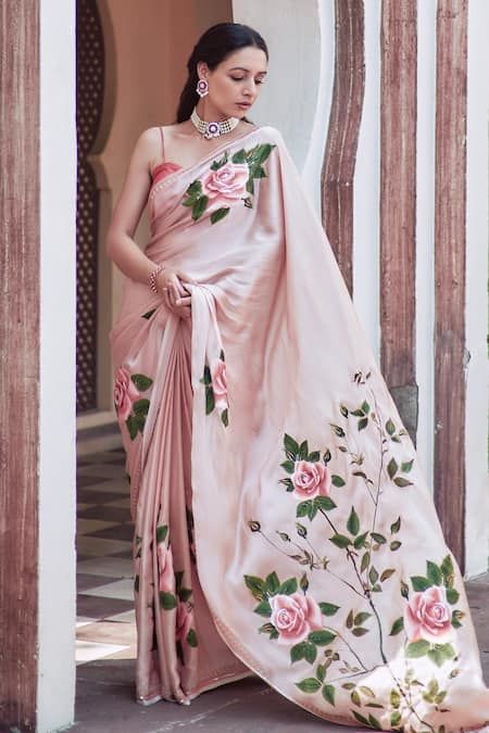 Buy Pink Satin Silk Hand Painted Roses Sweetheart Neck Saree With Blouse For Women by NEHA SAXENA Online at Aza Fashions. Neha Saxena, Hand Painted Saree, Painted Saree, Saree Painting Designs, Indian Fashion Jewellery, Fancy Sarees Party Wear, Simple Embroidery Designs, Indian Saree Blouse, Hand Painted Sarees