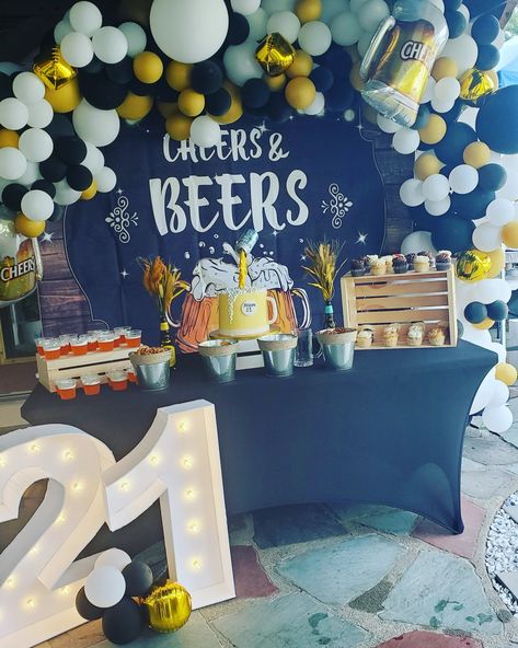 Gold, white, black balloon garland. Beer theme. Beer mug cake. Table set up. Cheers And Beers To 21 Years, Bar Themed Birthday Party, 21st Guys Birthday Ideas, Beer Decorations Birthday, Cheers And Beers Dessert Table, Bar Themed Party Decoration, Beer Theme Birthday Party, Men’s 21st Birthday Party, Beer Themed Party Ideas