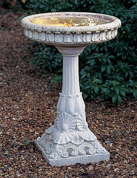 Marble bird baths for your home decor in off-white color tones. Ceramic Bird Bath, Stone Bird Baths, Garden Rock Border, Bath Inspiration, Bird Bath Garden, Bird Baths, Backyard Inspiration, Ceramic Birds, Backyard Birds