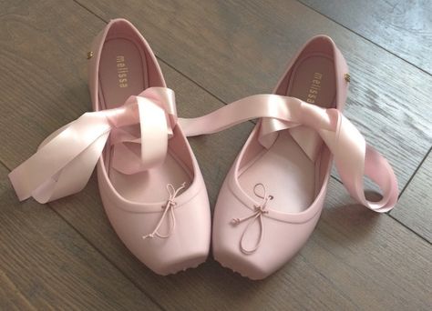 Ballerina Core, Melissa Shoes, Ballet Fashion, Rose Pastel, Ballet Girls, Pointe Shoes, Fabulous Shoes, Pink Shoes, Pretty Shoes