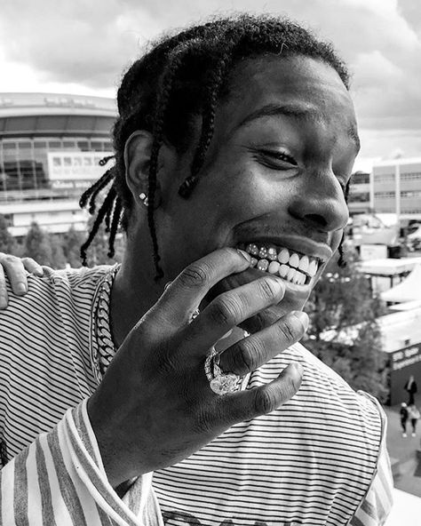 Complex Music on Instagram: “#WorldSmileDay 😁” Asap Rocky Black And White, Rocky Wallpaper, Killing Them Softly, Trap Aesthetic, Lord Pretty Flacko, Teeth Gems, Rappers Aesthetic, Pretty Flacko, Tooth Gem