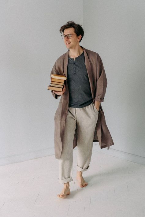 Linen Trousers Men, Kimono Dressing Gown, Linen Robe, Fashion 90s, Grunge Look, Womens Robes, Linen Trousers, Grunge Style, Style Streetwear