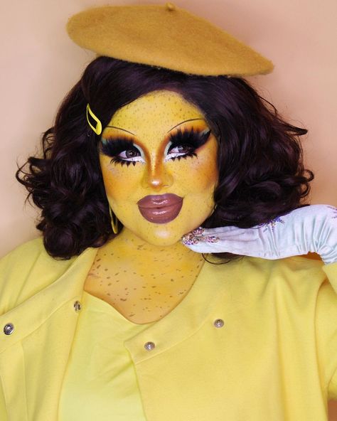 Creme Fatale on Instagram: “I’m a banana 🍌😊💛 @wigsbytips hair @pinkyparadise lenses in G&G Aurora Tricolor Yellow use code cremefatale10 for $$ off! @mehron Clown…” Drag Makeup, A Banana, Artistry Makeup, Tri Color, Aurora, Face Makeup, Halloween Face Makeup, Lenses, Coding