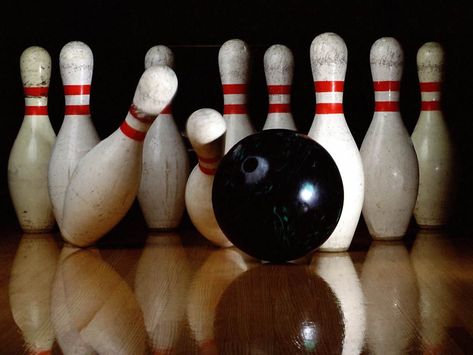 Mainer Bowls First Ever 301 Game After Pin Setter Malfunction ... Bowling Tips, Bowling Center, Bowling League, All The Bright Places, Bowling Games, They See Me Rollin, Bowling Alley, Bowling Pins, Bowling Ball