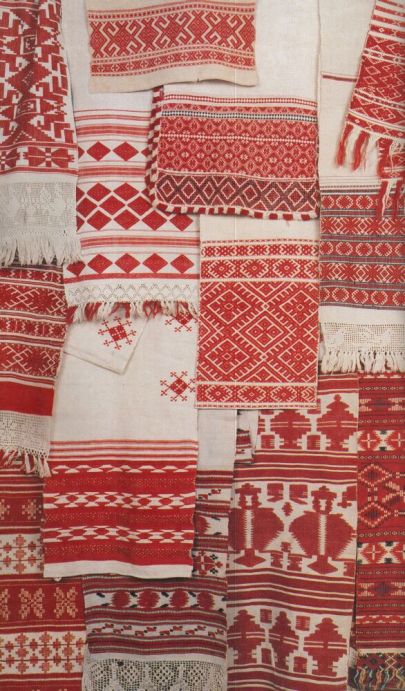 Mexican Textiles, Swedish Weaving, Mexican Embroidery, Embroidered Towels, Trend Forecasting, Belarus, Textile Patterns, Textures Patterns, Textile Art