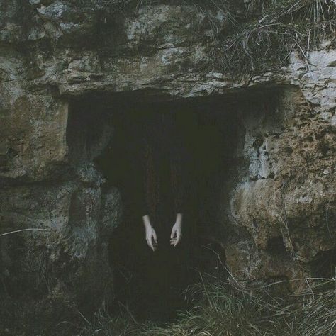 So cool...and creepy!! #creepy #spooky #haunting Divine Purpose, Dark Cave, Soyut Sanat Tabloları, Southern Gothic, Charles Bukowski, Dark Photography, Dark Side, Dark Aesthetic, Dark Art