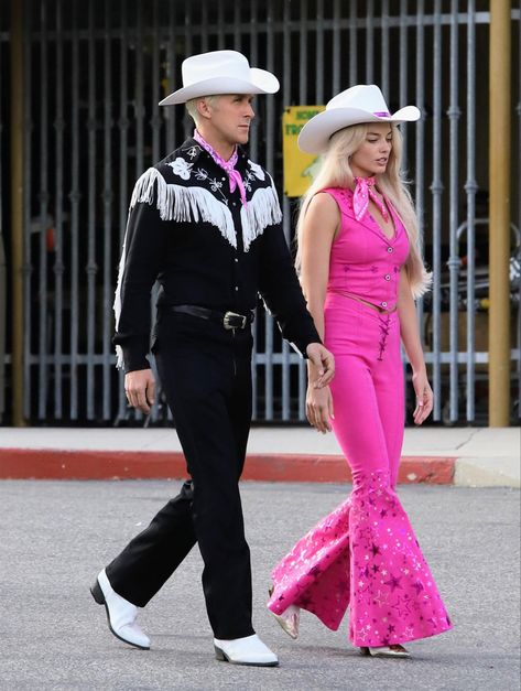 Ken Outfit Halloween, Ken Cowboy, Barbie And Ken Costume, Cowboy Halloween Costume, Cowboy Outfit, Black Halloween Dress, Barbie Costume, Elsa Schiaparelli, Eva Mendes