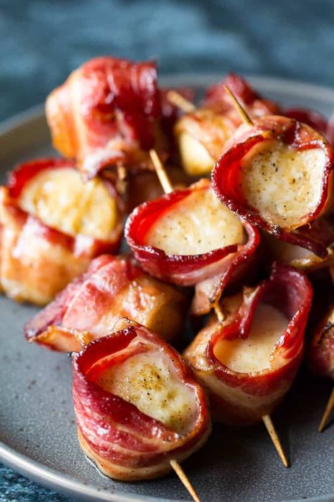 Traeger Bacon-Wrapped Scallops - Grilled Scallop Recipe Traeger Bacon, Scallops Grilled, Bacon Wrapped Scallops Recipe, Scallop Recipe, Grilled Chicken Legs, Turkey Bacon Wrap, Outdoor Cooking Recipes, Grilled Scallops, Bacon Wrapped Scallops