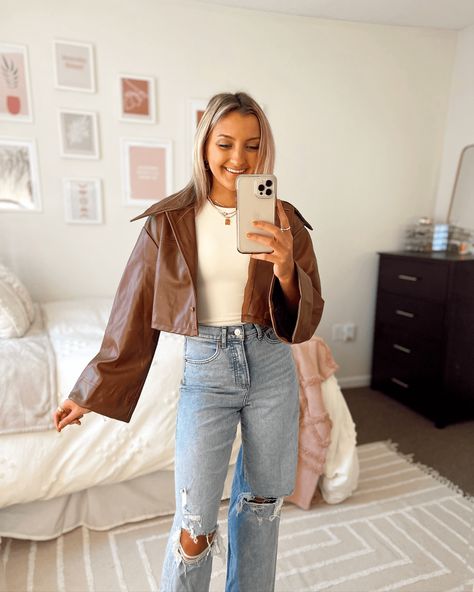 20 Fall 2021 Outfit Ideas Fitness Inspo, Mom Jeans, Outfit Ideas, Pants, Trousers