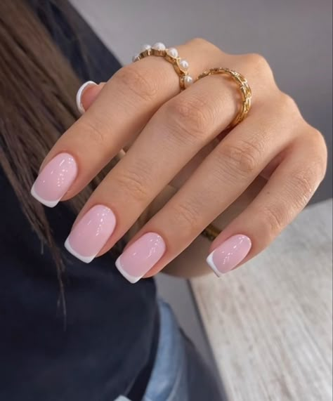 Neutral Nails Acrylic, Blush Pink Nails, Pink French Nails, Bridal Nails Designs, Beige Nails, Simple Gel Nails, Basic Nails, Simple Acrylic Nails, Acrylic Nails Coffin Pink