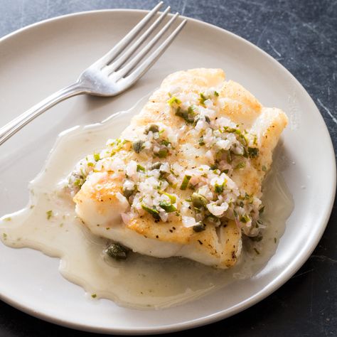 A sautéed fish fillet needs a pan sauce to turn it into a satisfying  main course. The problem is coordinating the cooking so that both  are done perfectly. Fish Filet Recipes, Shallot Sauce, Sauteed Fish, Filet Recipes, Fish Fillet Recipe, Cucumber Sauce, Citrus Fish, White Fish Recipes, Greek Lemon Chicken