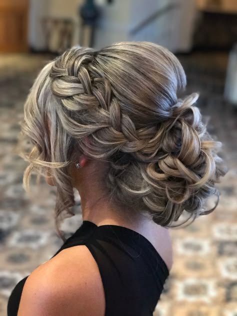 Bride Wedding Hair Updo With Braid, Western Hair Styles For Wedding, Wedding Nail For Bridesmaid, Bridesmaid Hairstyles Thick Hair Updo, Bridal Updo For Long Hair, Long Hair Pageant Styles, Brides Hairstyles Updo, Wedding Updo For Bride, 2 Braids Updo