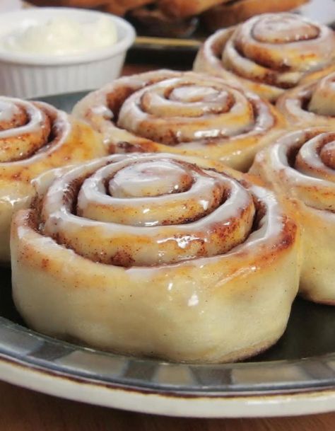 French Vanilla Chai Cinnamon Rolls Chai Cinnamon Rolls, French Vanilla Creamer, Brunch Spread, Vanilla Glaze, Vanilla Chai, French Vanilla, Instant Yeast, Daily Meals, Dry Yeast