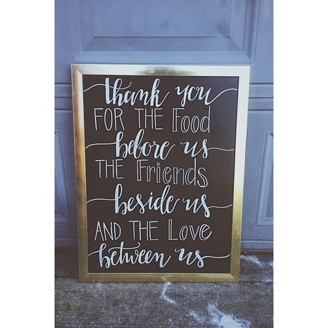 Friendsgiving Chalkboard Art, Friendsgiving Chalkboard Sign, Restaurant Board, Friendsgiving Quotes, Friendsgiving Food, Thankful Thanksgiving, Friendsgiving Party, Turkey Time, Happy Thanksgiving Quotes