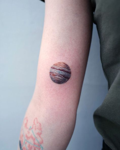 March Tattoo, Jupiter Tattoo, Symbol For Family Tattoo, Planet Tattoo, Mother Son Tattoos, Baby Name Tattoos, Design Humor, Pawprint Tattoo, Korean Tattoos