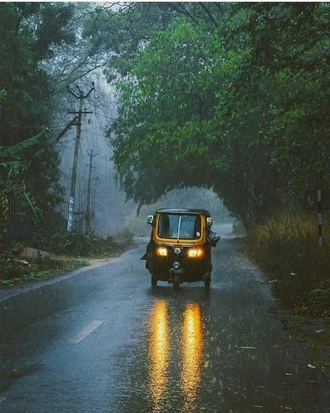 #india #beingindian #lovely #rainyseason #monsoon #rainydays #kerala #beautiful #amazing #increadibleindia #dilseindian Rainy Village Photography, Rain In Kerala Photography, Rain Nature Photography, Rain Photography Nature Rainy Days, Rainy Day Photography Nature, Rain Photography Nature, Rainy Nature, Rainy Day Pictures, Rainy Day Photography