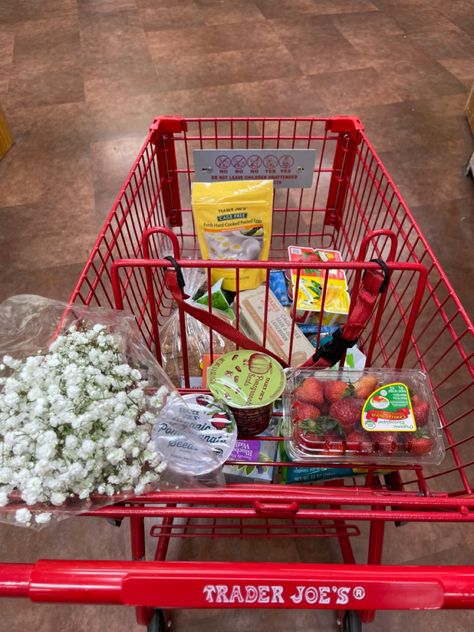 Trader Joes Groceries, Grocery Cart Aesthetic, Grocery Cart, 75 Hard, Life Binder, Healthy Groceries, Grocery Budgeting, Trader Joe’s, Trader Joe