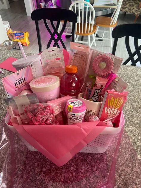 50+ Christmas Gift Basket Ideas for Friends and Family - HubPages Gift Basket Pink Theme, Cheap Cute Birthday Gifts Friends, Xmas Basket Gift Ideas For Best Friend, Baskets To Make Your Best Friend, Bsf Birthday Basket, Color Party Pink Basket, Pink Baskets Gifts, Birthday Box Ideas For Best Friend Pink, Bsf Basket Ideas