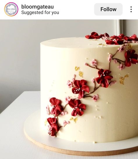 Red And White Cake, Bridal Shower Tablescape, Cake White, Bridal Shower Cake, Red Design, White Cake, Shower Cake, Shower Cakes, Red Flowers