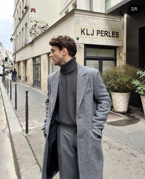 Mens Turtleneck Outfits, Turtleneck Outfit Men, Turtleneck Suit, European Mens Fashion, Turtleneck Outfits, Smart Clothing, Grey Wool Coat, A Man Standing, Pax Romana