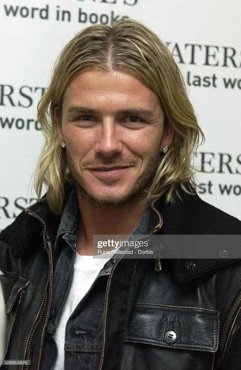 Beckham Long Hair, More Blonde Highlights, David Beckham Long Hair, Beckham Manchester United, David Beckham Haircut, Beckham Hairstyle, David Beckham Manchester United, Japanese Men Hairstyle, Beckham Haircut