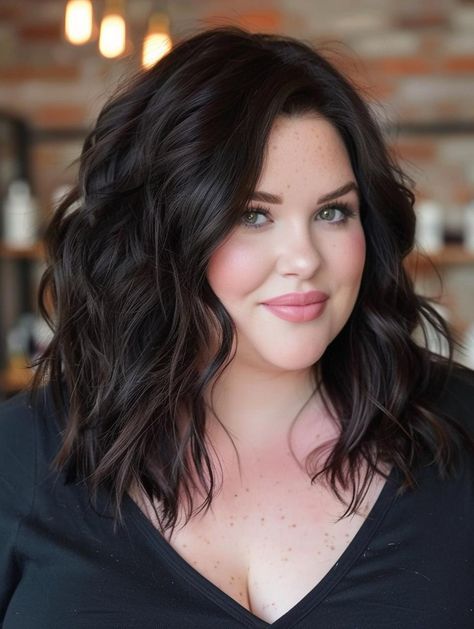 Medium Length Dark Hair Styles, Curvy Face Haircut, Fall Hair Cuts For Round Faces, Plus Size Round Face Hairstyles, Mid Size Short Hair, Flattering Plus Size Haircut, Short Bob Hairstyles For Thick Hair Choppy Layers Shoulder Length, Long Bob Hairstyles Plus Size, Sassy Medium Hairstyles For Women