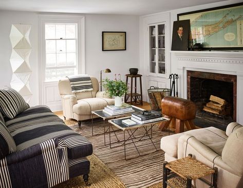 George Kolasa East Hampton Hamptons Farmhouse, Hamptons Home, Build A Table, Freestanding Kitchen, Hamptons House, Neutral Living Room, Old Farmhouse, French Country House, Main Bedroom