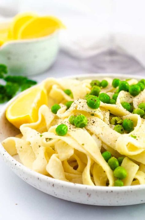 Creamy Lemon Boursin Pasta, Baked Lemon Boursin Pasta, Ricotta Pea Pasta, Peas And Ricotta Pasta, Lemon Pasta With Ricotta And Fresh Peas, Mexican Pizzas, Boursin Pasta, Greek Shrimp, Lemon Pasta Recipes