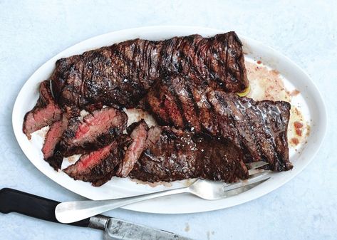 How to Grill Steak in 10 Easy Steps | Bon Appétit Steak Drawing, Steak On Gas Grill, Peper Steak, Skirt Steak Recipe, Skirt Steak Recipes, Pepper Steak Recipe, Bon Appetite Recipes, Grilled Steak Recipes, Ribs On Grill