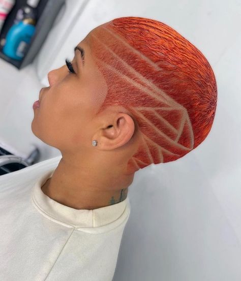 Women With Fades, A Fade Haircut, Fade Haircut Women, Low Cut Hairstyles, Haircut Ideas For Women, Short Hair Designs, Shaved Hair Cuts, Short Shaved Hairstyles, Shaved Hair Designs