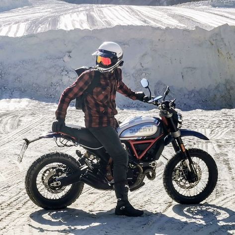 Ducati Desert Sled, Ducati Scrambler Custom, Motorcycle Ideas, Desert Sled, Scrambler Custom, Mt 03, Crotch Rocket, Triumph Scrambler, Ducati Scrambler