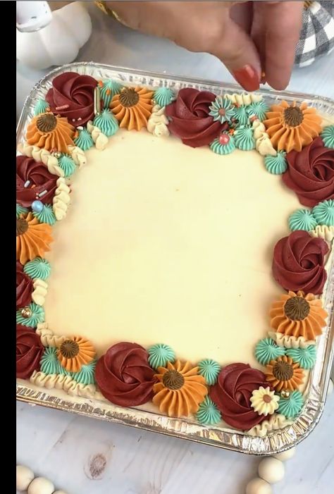 Cookie Cake Thanksgiving, Fall Birthday Sheet Cake, Thanksgiving Cake Ideas Decorating Easy, Fall Cakes Ideas, Fall Birthday Sheet Cake Ideas, Thanksgiving Bakery Ideas, Thanksgiving Sheet Cakes, Thanksgiving Mini Cakes, Thanksgiving Cookie Cakes