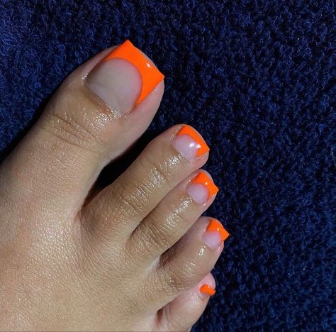 Orange French Tip Toes, Orange Toe Nail Designs, Orange Toes, Orange Toe Nails, Cute Simple Nail Designs, Feet Anatomy, Heels Tumblr, Pedicured Toes, Toe Nails Designs