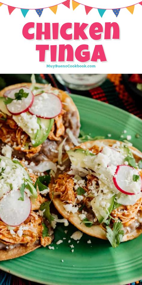 Shredded Chicken Dishes, Tinga Chicken, Tinga Recipe, Chicken Tinga Recipe, Recetas Salvadorenas, Chicken Tinga, Recetas Puertorriqueñas, Mexican Shredded Chicken, Simple Lunch