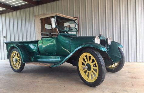 97-Year Old Hauler: 1920 Dodge Brothers - http://barnfinds.com/97-year-old-hauler-1920-dodge-brothers/ Lufkin Texas, 1920s Car, Dodge Brothers, Dodge Pickup, Pickups For Sale, Dodge Truck, Antique Trucks, Classic Pickup Trucks, Dodge Trucks