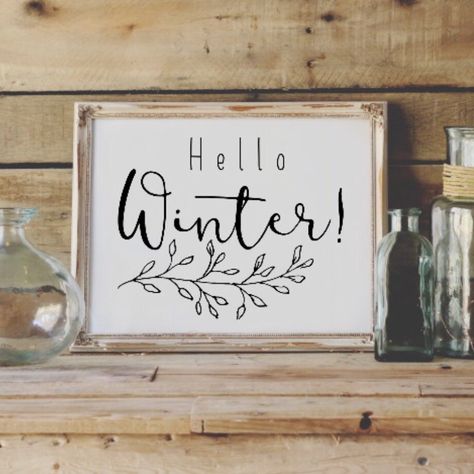 Decorations After Christmas, Xmas Signs, Vendor Ideas, Winter Printables, Christmas Signs Diy, Winter Decorating, Winter Signs, Cricut Christmas, Christmas Crafting