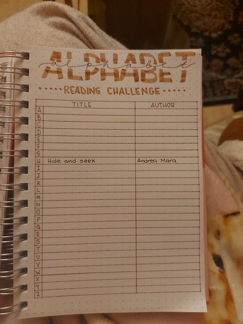 Abc Challenge Book Journal, Book Journal Alphabet Challenge, Book Notebook Journals, Reading Journal Tracker Ideas, Book Journal Tracker, Alphabet Challenge Reading Journal, Book Journal Inspiration, Bullet Journal Ideas Books, Reading Journal Ideas Layout 2024