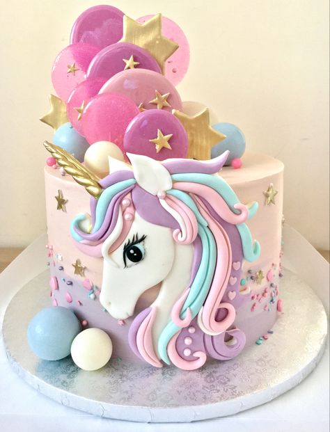 Cake Designs Unicorn, Unicorn Birthday Cake Ideas, Torturi Baby Shower, Unicorn Cake Design, Happy Birthday Unicorn, Unicorn Birthday Party Cake, Tårta Design, Toddler Birthday Cakes, 4de Verjaardag