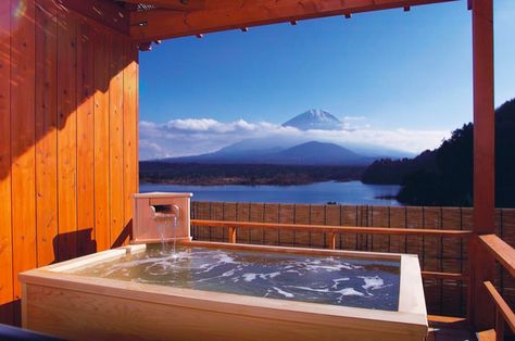 Warning: When you see this private onsen in Kawaguchiko you will take the next plane to Japan - Where life is great Private Onsen, Japanese Spa, Onsen Japan, Aesthetic Bath, Japanese Hot Springs, Japanese Bath, Visit Tokyo, Mont Fuji, Japanese Water