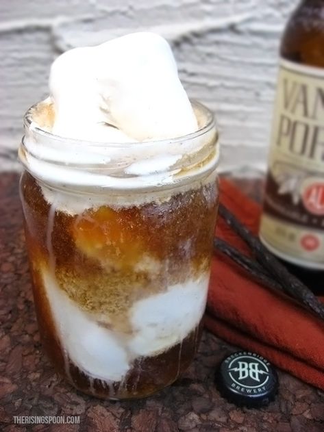 Vanilla Bean & Bourbon Beer Float Recipe Cream Cocktails, Almond Milk Ice Cream, Wine Ice Cream, Vanilla Gelato, Boozy Ice Cream, Ice Cream Cocktails, Float Recipes, Pint Of Ice Cream, Ice Cream Floats