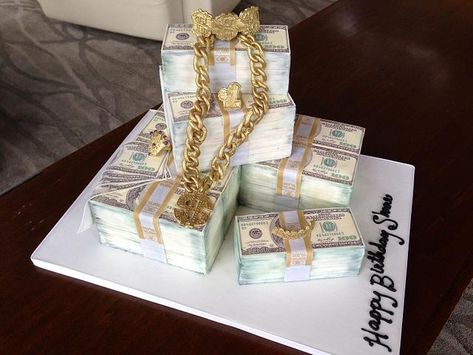 Boyfriend Cake, Stacks Of Money, Plum Cake Recipe, Money Birthday Cake, Money Cakes, Liquor Cake, Cake Design For Men, Bling Cakes, Money Rings