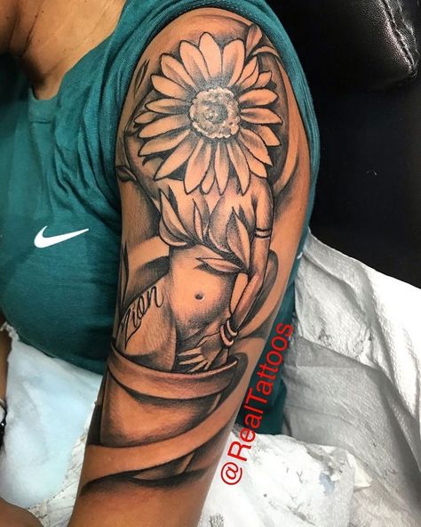 Tattoos For Women Underboob, Tattoo After Care, Tattoos Black Women, Cute Shoulder Tattoos, Arm Sleeve Tattoos For Women, African Tattoo, Shop Tattoo, Black Girls With Tattoos, After Care