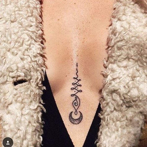 Mandala Moon, Jagua Henna, Tattoo Mandala, Unalome Tattoo, Chest Tattoos For Women, Sternum Tattoo, Dainty Tattoos, Feather Tattoos, Hip Tattoo