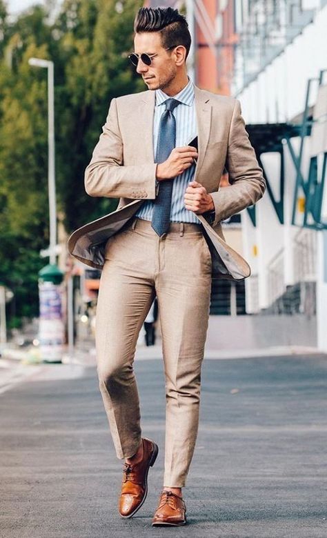 Khaki Coat Outfit, Khaki Pants Outfit, Khakis Outfit, Shirt And Tie Combinations, Khaki Suit, Dress Pants Outfits, Khaki Dress Pants, Beige Suits, Mens Fashion Smart