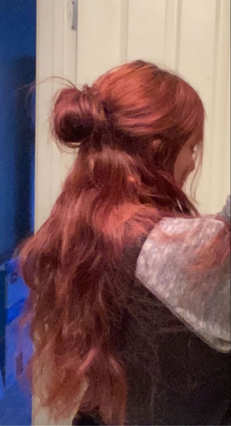 Red Hair Half Up Half Down, Red Hair Ponytail, Red Hair Long, Long Hair Wavy, Ruby Red Hair, Light Red Hair, Red Orange Hair, Maroon Hair, Curly Hair Ponytail