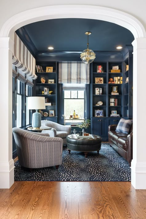 Small Home Library, Home Library Rooms, Parlor Room, Sitting Room Design, Library Room, Home Library Design, Blue Rooms, A Living Room, Home Library